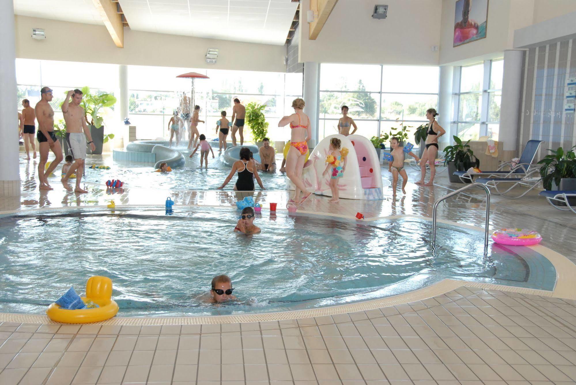 Buly Arena Hotel Kravare  Bagian luar foto
